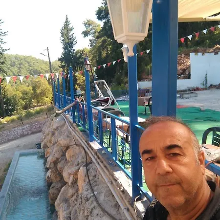 Bed & Breakfast Tokgoez Otel Restaurant 2*